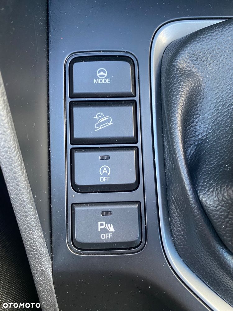 Hyundai Tucson 1.6 GDI BlueDrive Comfort 2WD - 24