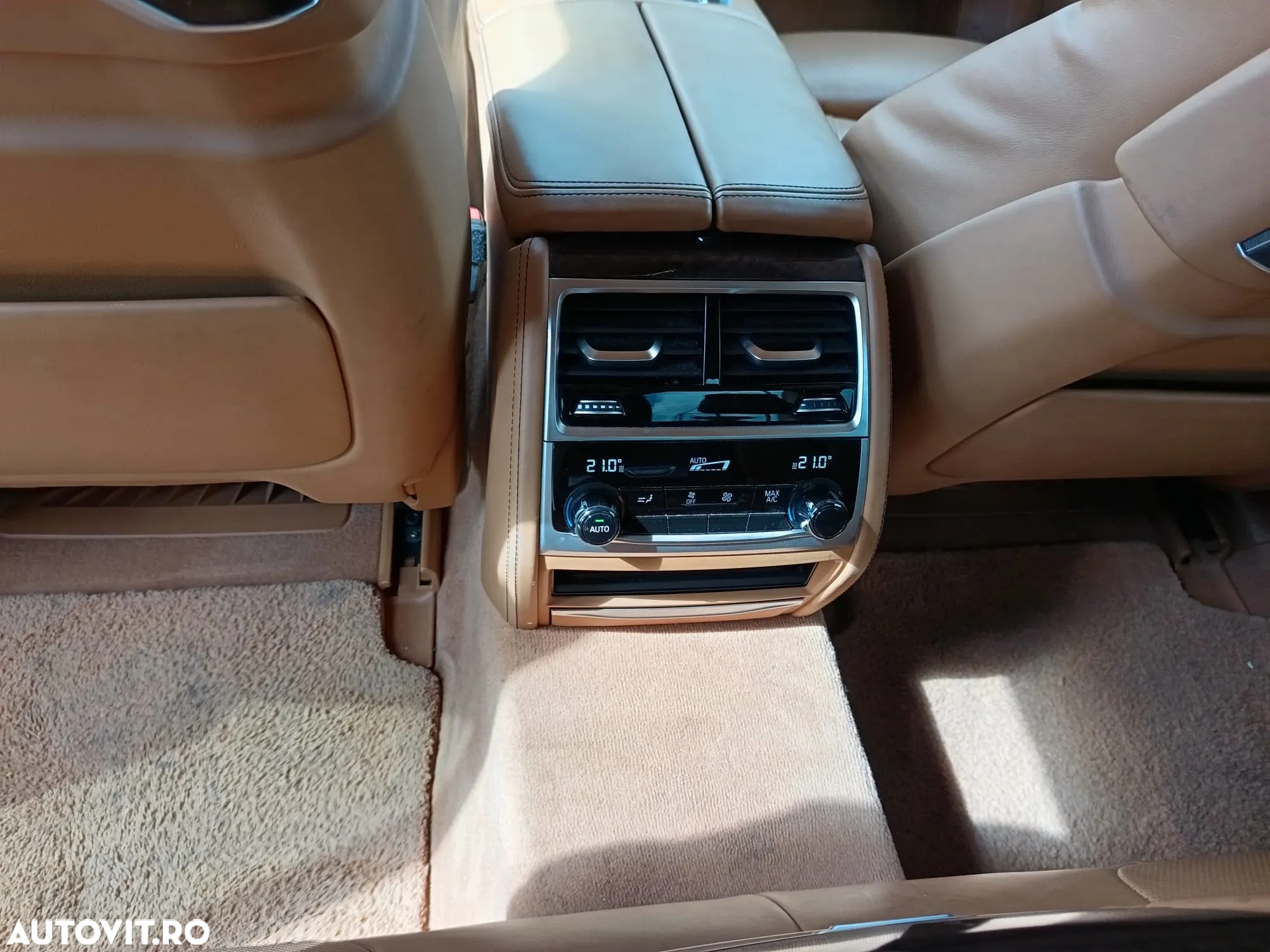 BMW Seria 7 740d xDrive - 26