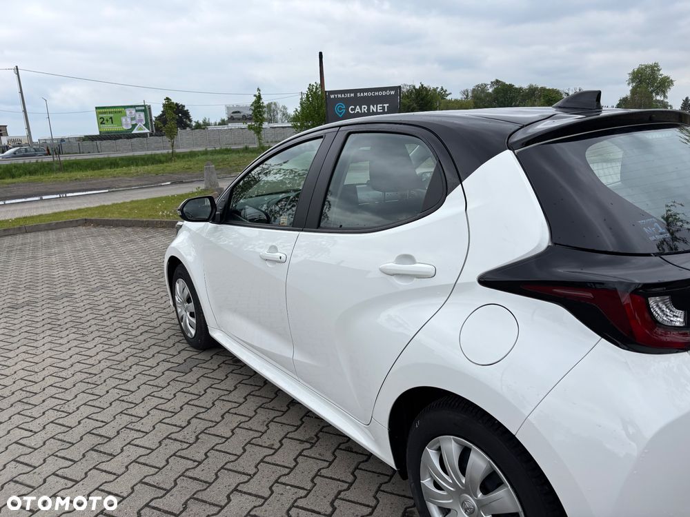 Toyota Yaris 1.5 Style - 5