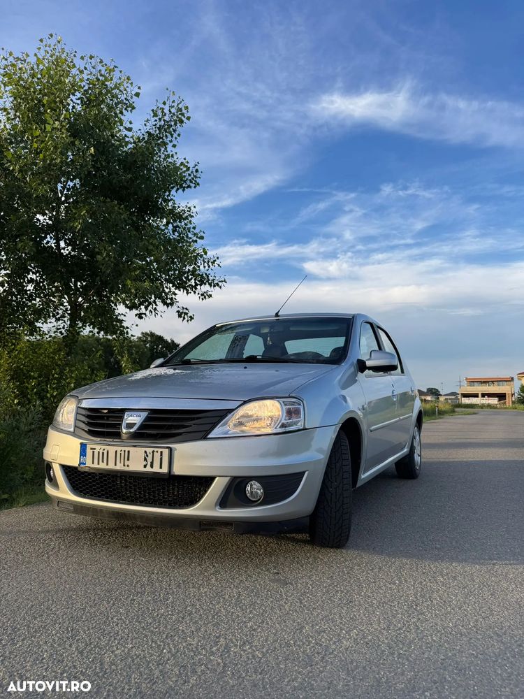 Dacia Logan 1.6 16V Laureate - 2