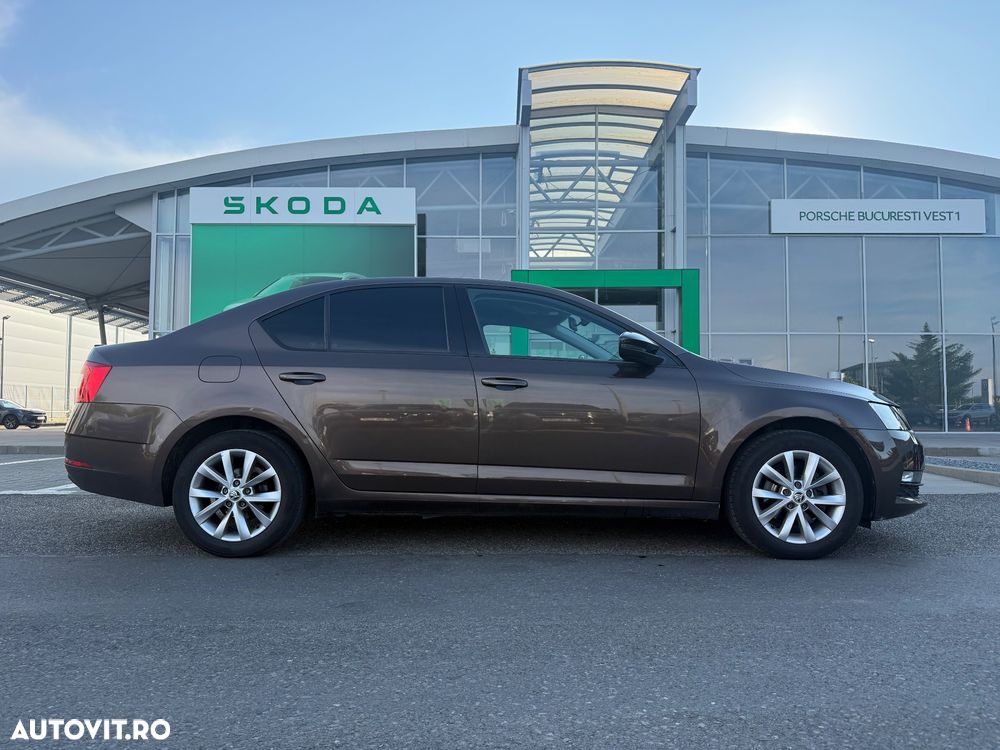 Skoda Octavia 1.5 TSI DSG Mild Hybrid Style - 3