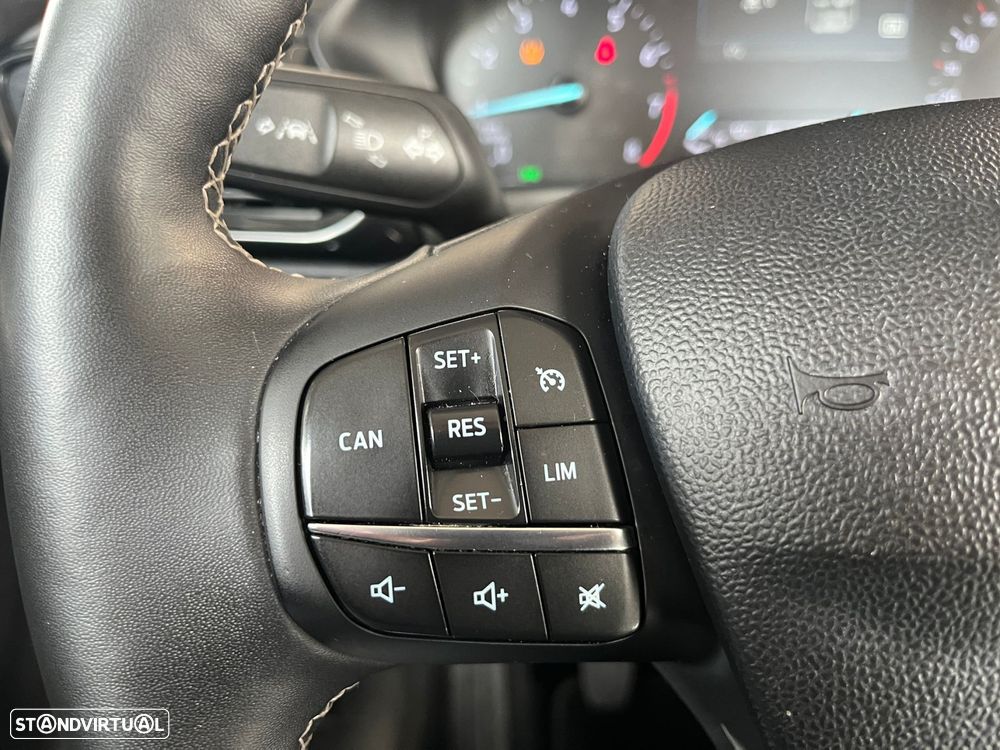 Ford Puma 1.0 EcoBoost Hybrid TITANIUM - 19