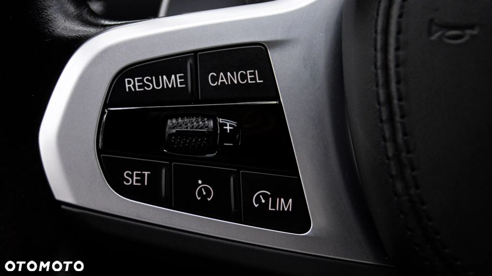 BMW Seria 5 530i xDrive mHEV M Sport sport - 22