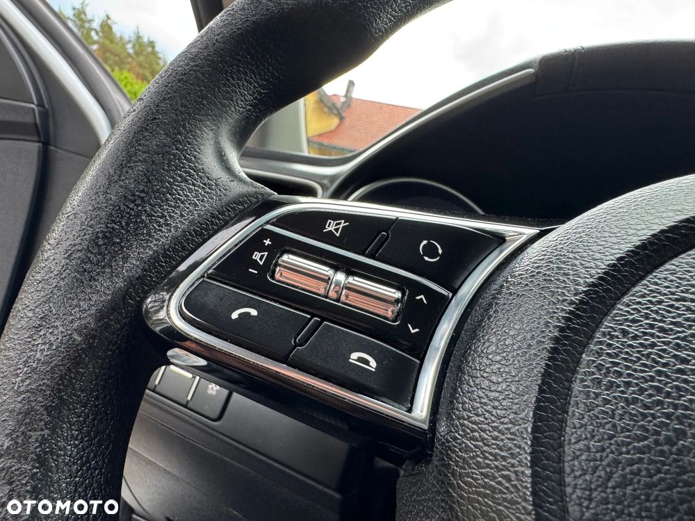 Kia Ceed 1.4 L - 21