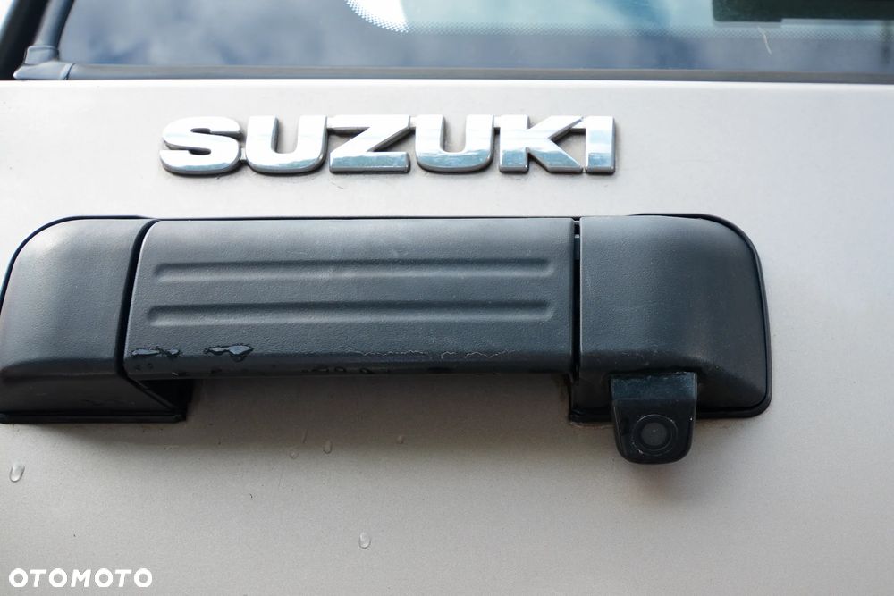 Suzuki Grand Vitara 2.7 V6 - 8