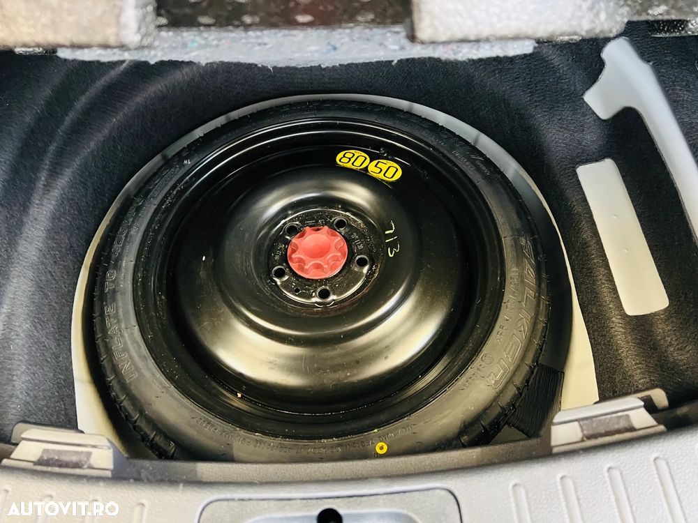 Toyota Corolla 1.8 HSD Business - 20