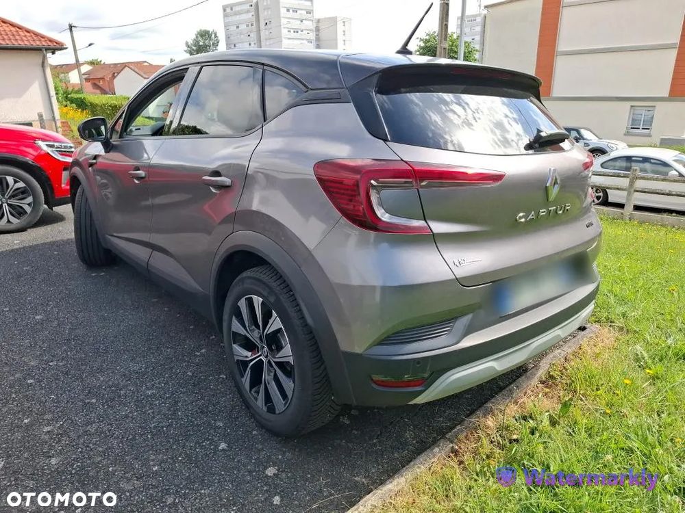 Renault Captur - 4