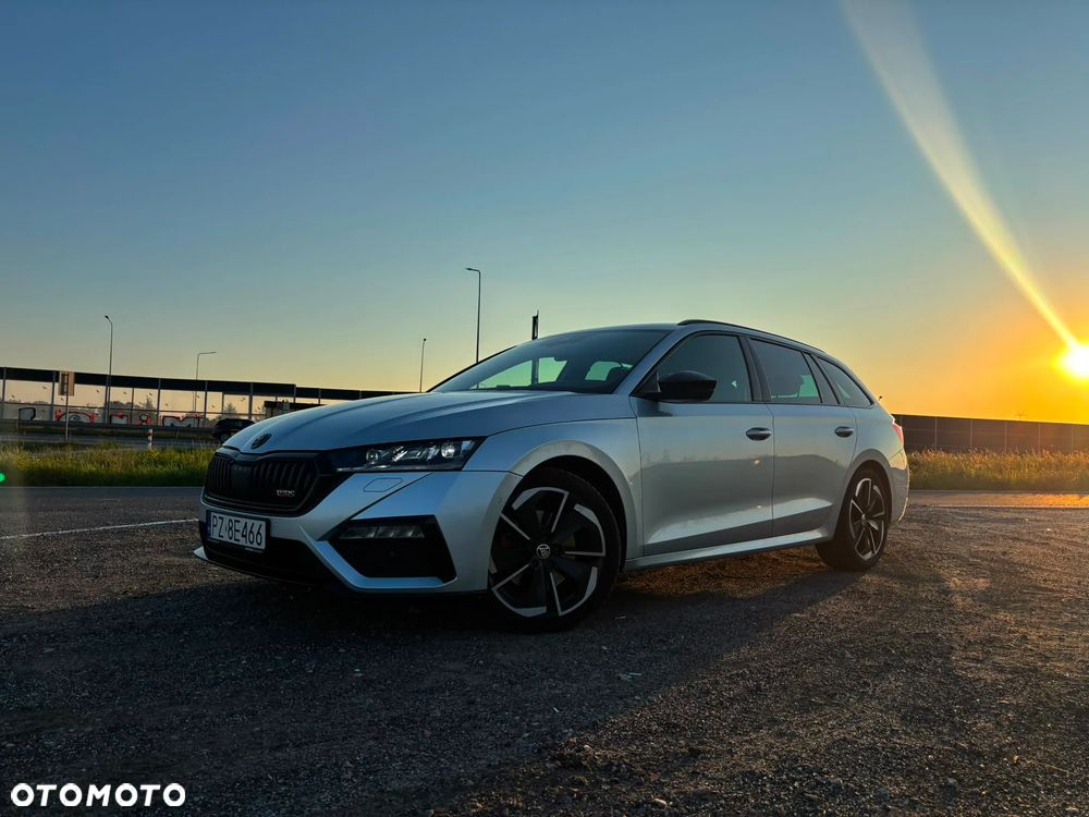 Skoda Octavia 2.0 TDI RS DSG - 1