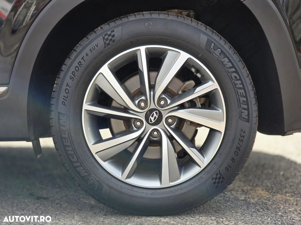 Hyundai Santa Fe 2.2 CRDi 4WD Automatik SEVEN Premium - 7