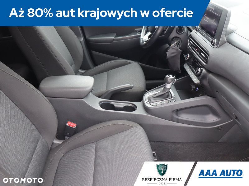 Hyundai Kona - 11
