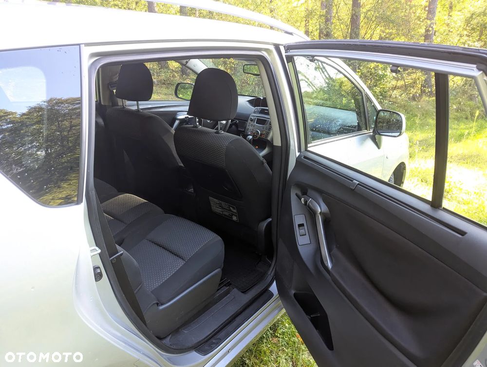 Toyota Verso - 10