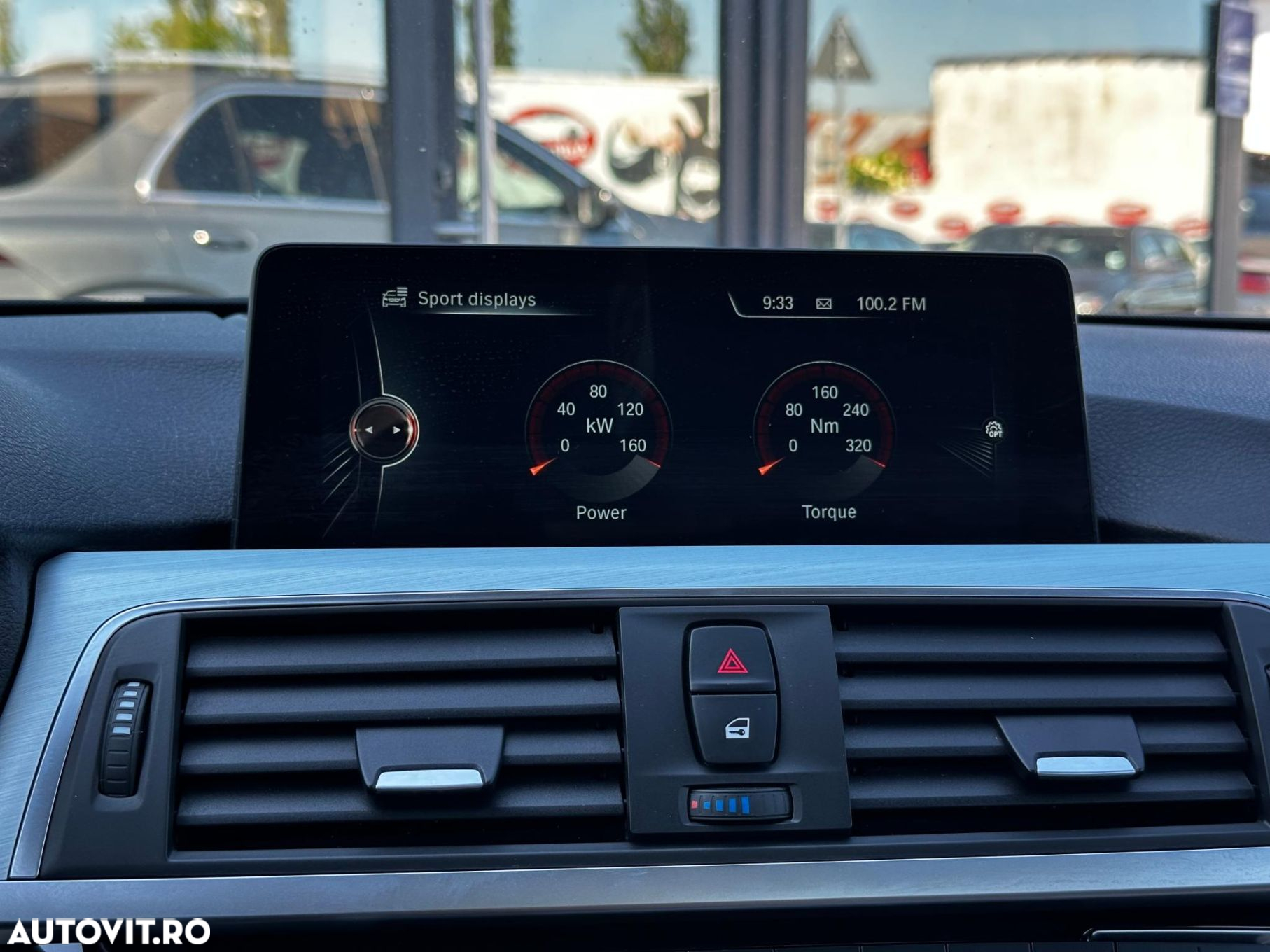 BMW Seria 3 320i Aut. Sport Line - 14