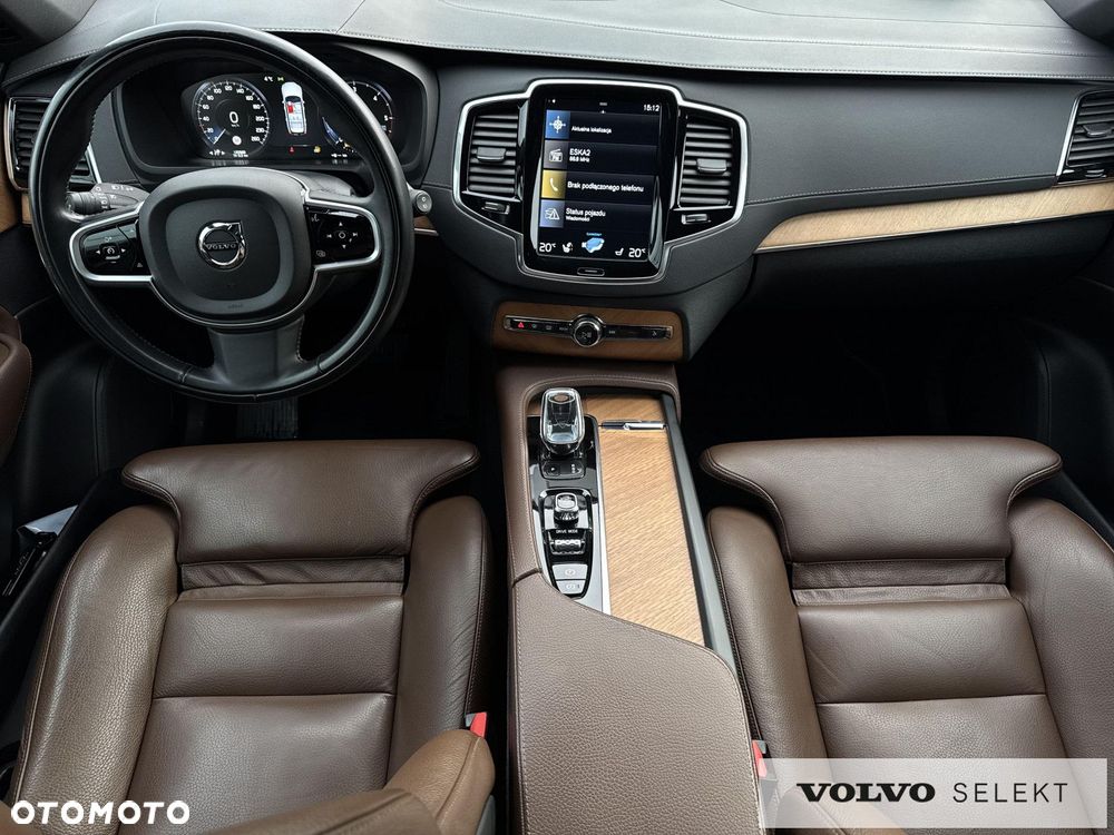 Volvo XC 90 - 16