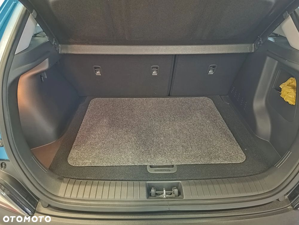 Hyundai Kona - 23