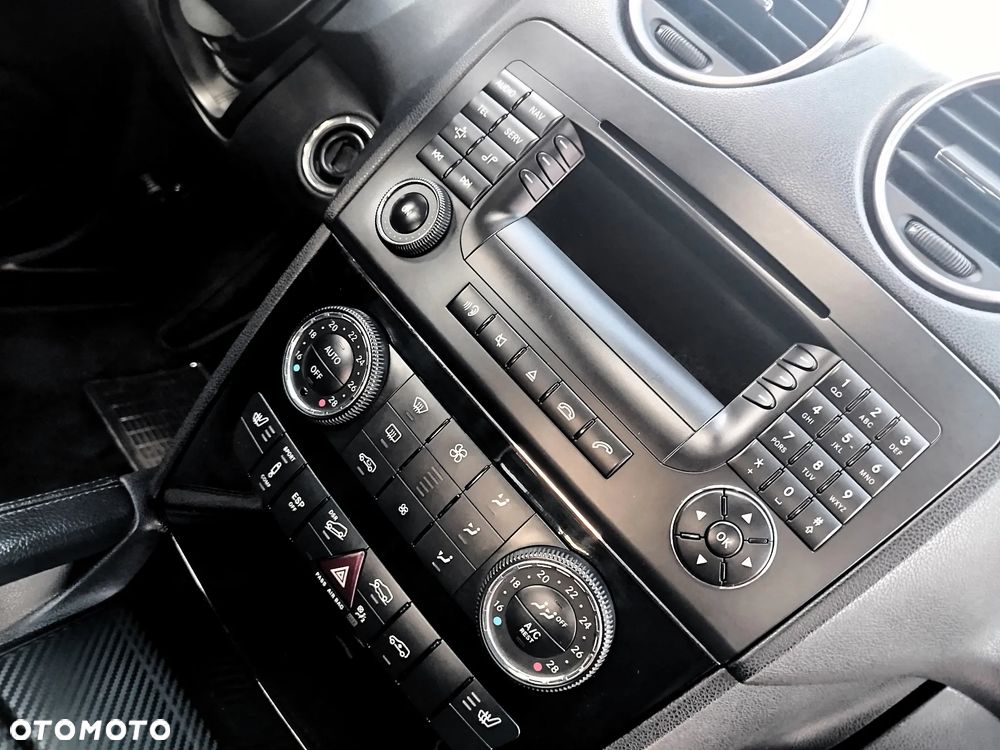 Mercedes-Benz ML 320 CDI 4Matic 7G-TRONIC - 38