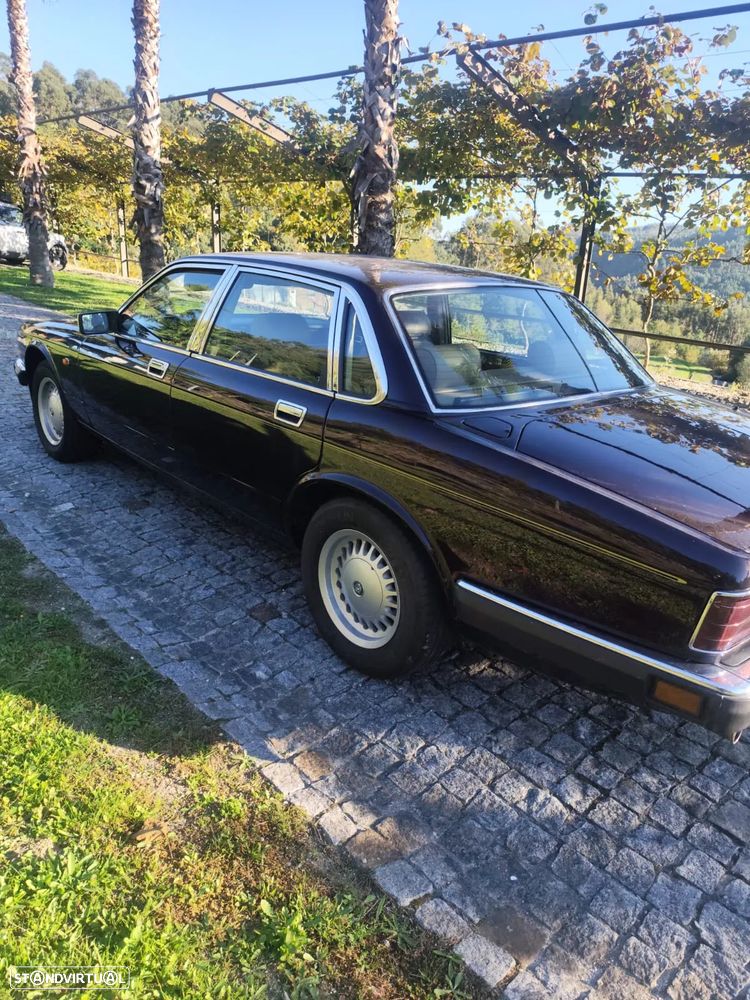 Jaguar Sovereign - 18