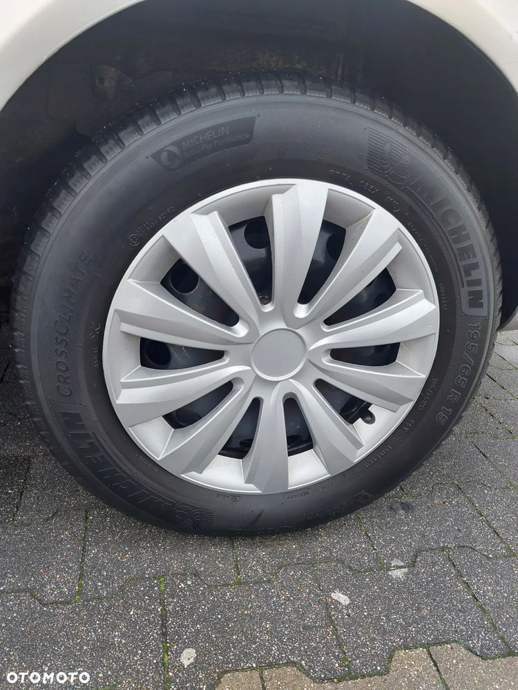 Opel Astra 1.8 Innovation - 8