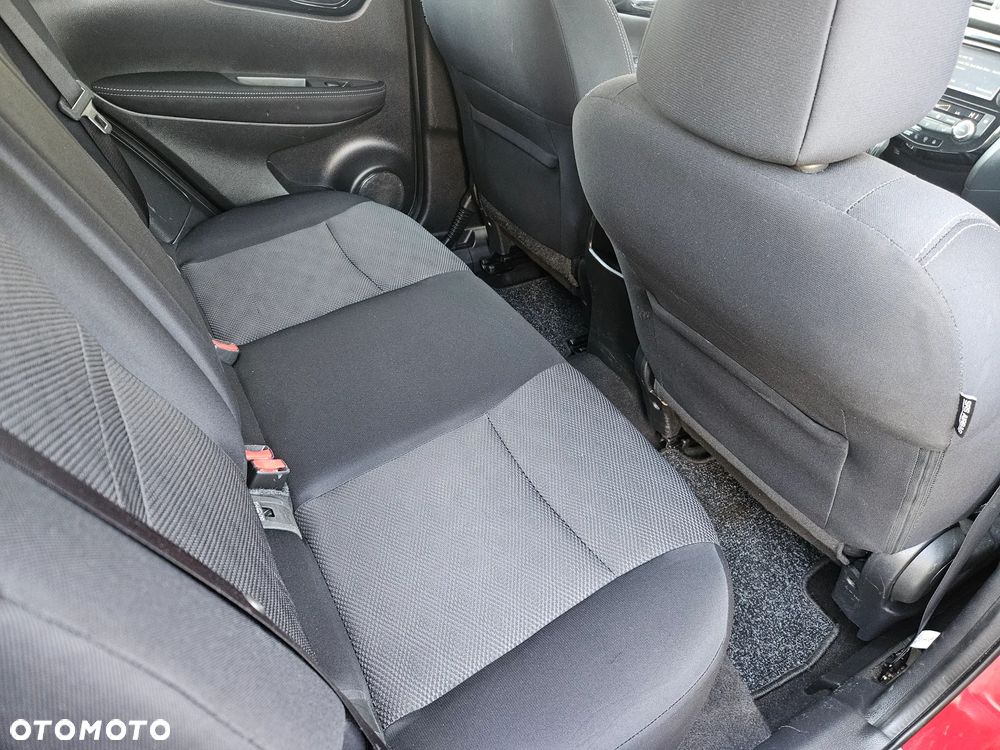 Nissan Qashqai 1.2 DIG-T N-Connecta EU6 - 10