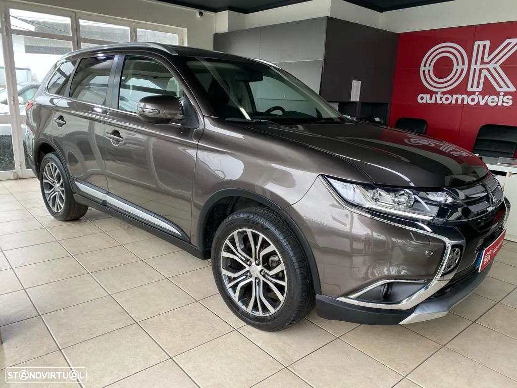 Mitsubishi Outlander 2.2 DI-D Intense - 33