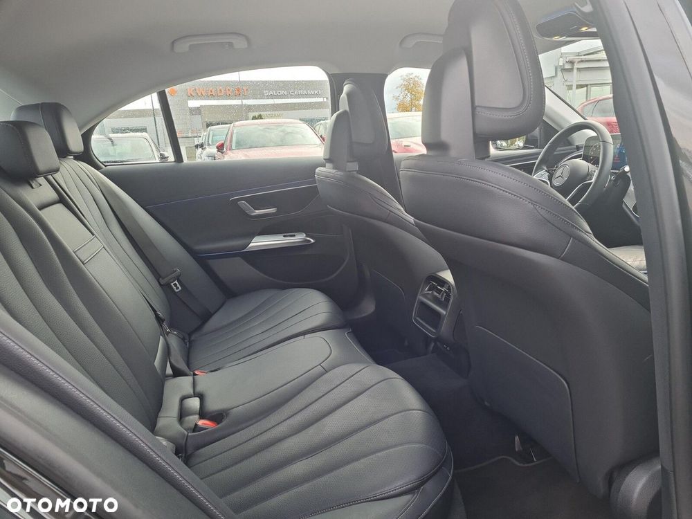 Mercedes-Benz Klasa E - 14