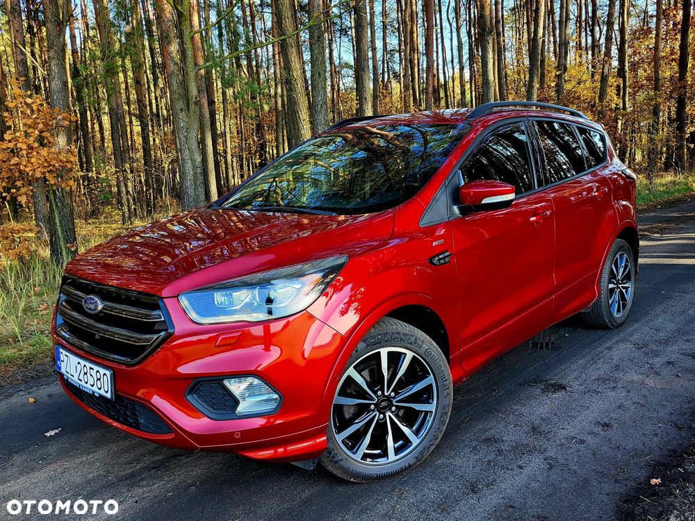 Ford Kuga 1.5 EcoBoost 2x4 ST-Line - 1