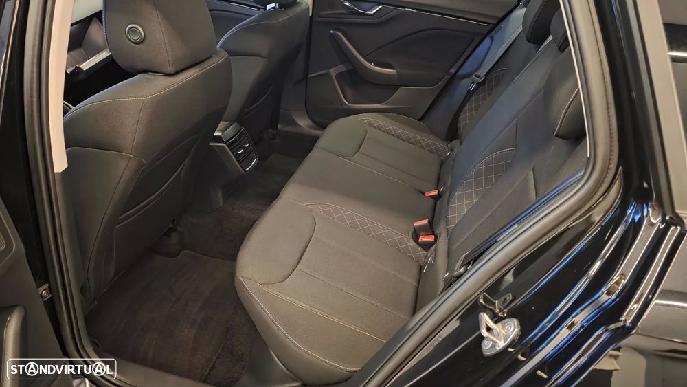 Skoda Kamiq 1.0 TSI Style - 44