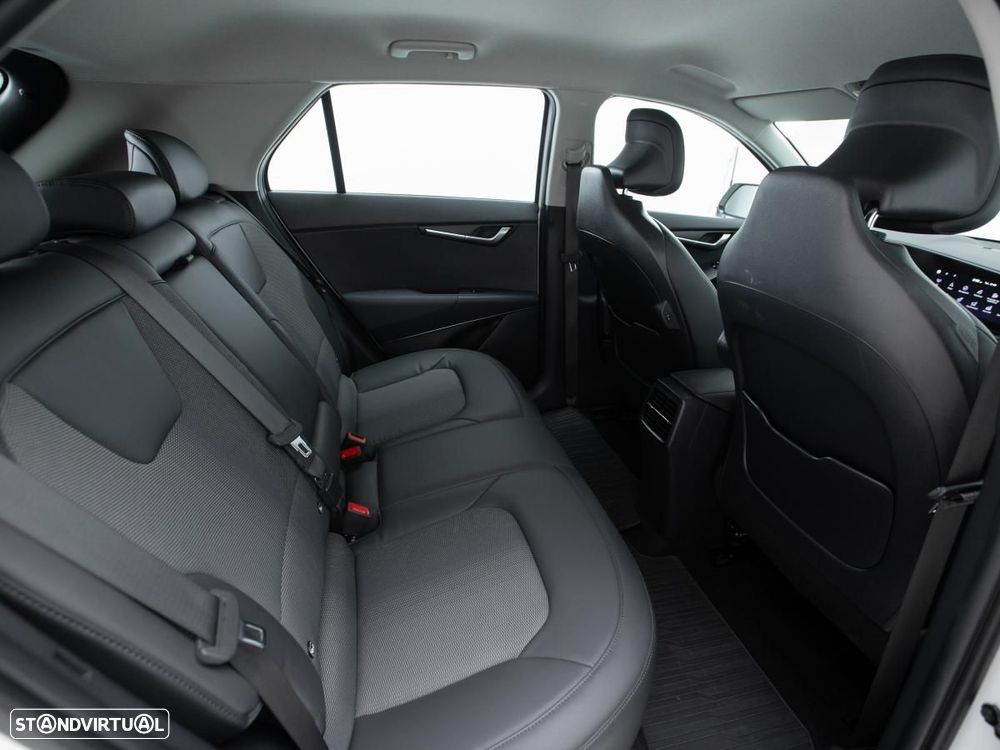 Kia Niro EV 64kWh Tech - 12