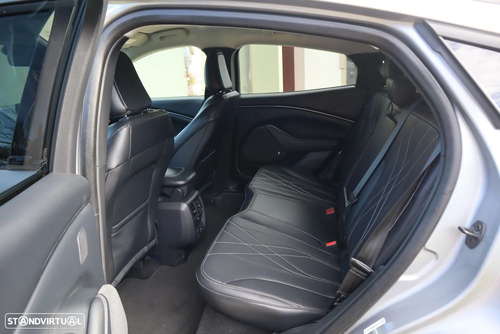 Ford Mustang Mach-E Standard - 27