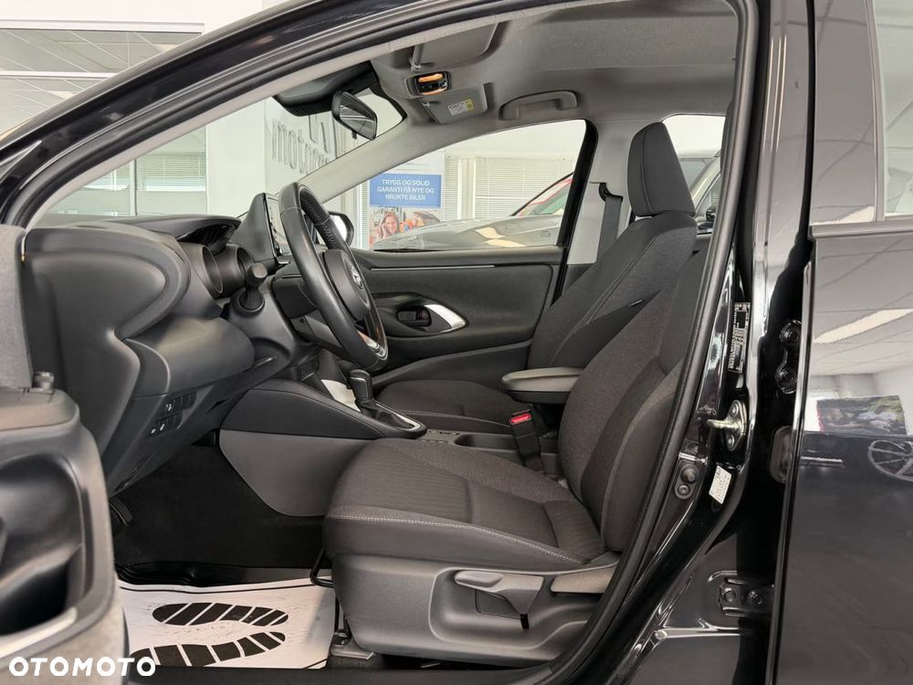 Toyota Yaris Hybrid 1.5 Active - 14