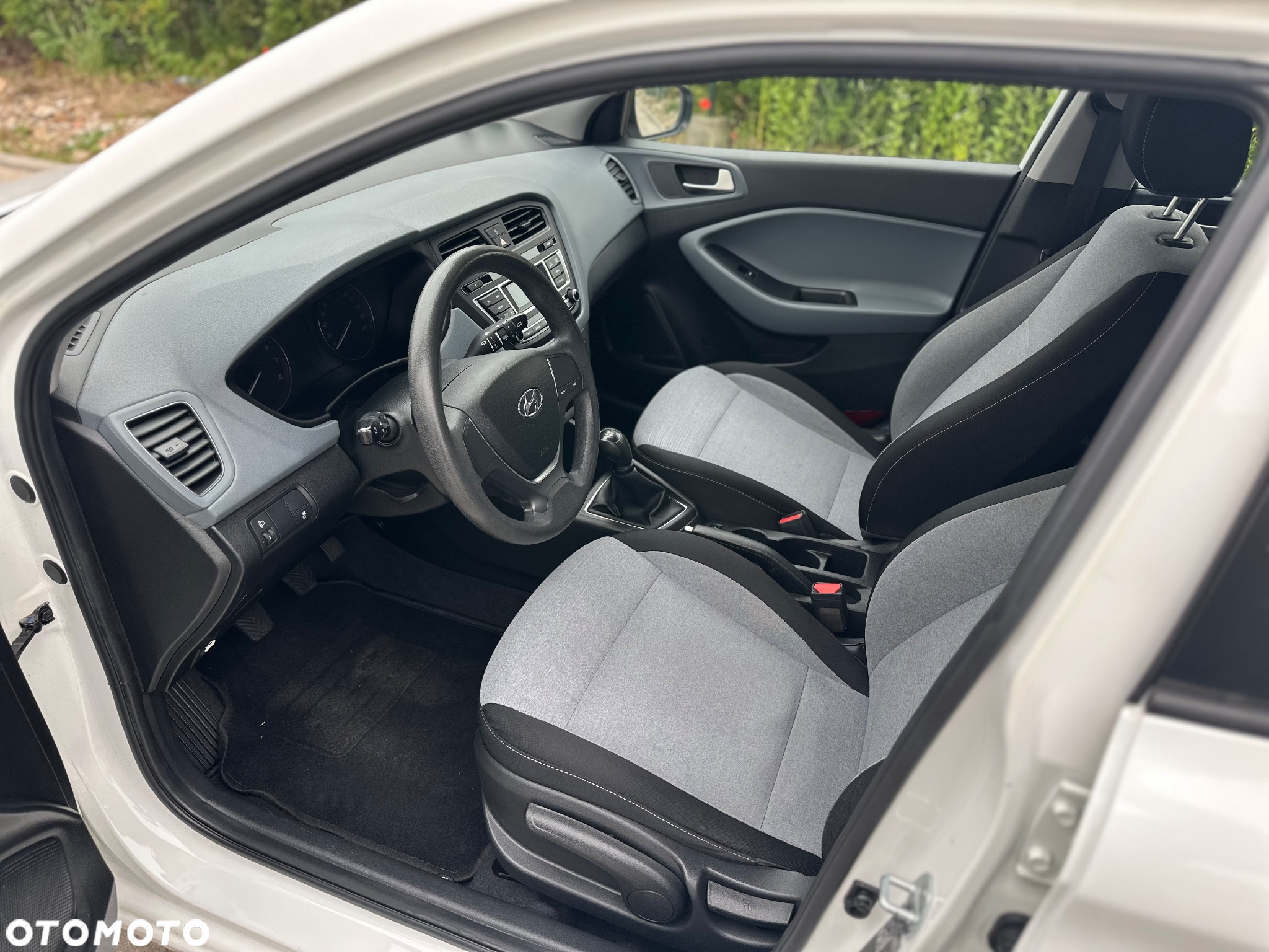 Hyundai i20 1.2 - 9