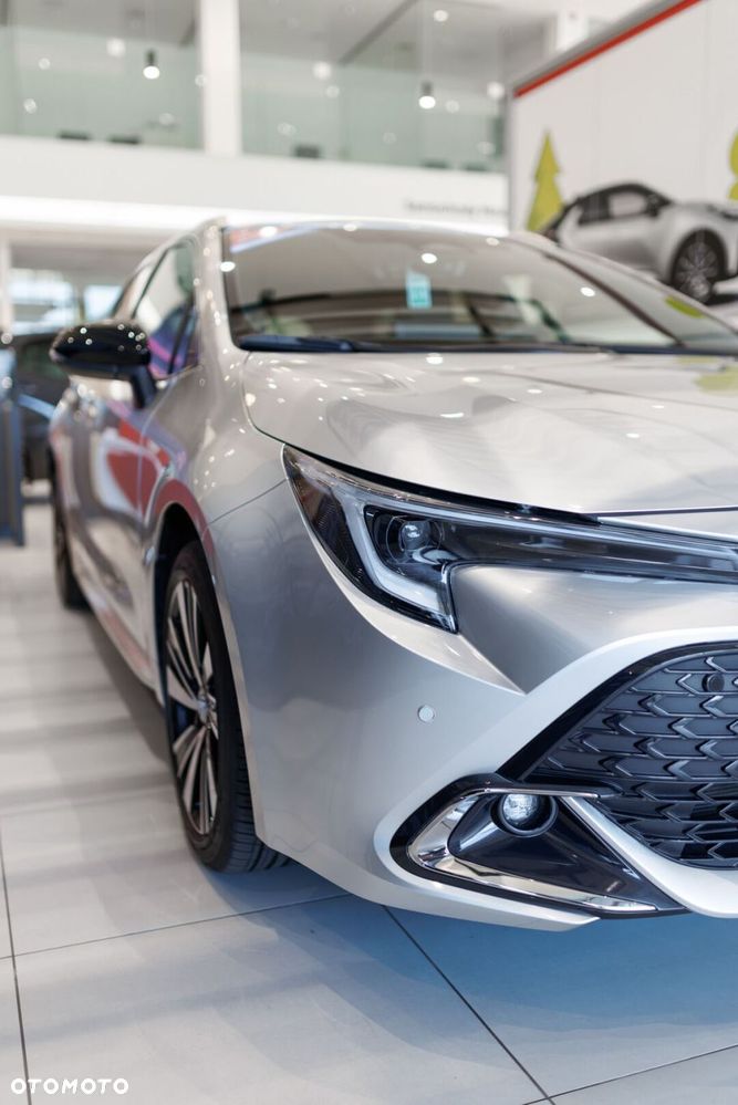 Toyota Corolla 1.8 Hybrid Style - 12