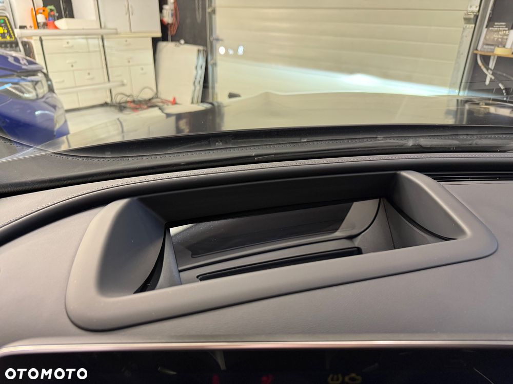 Mercedes-Benz Klasa C 300 e 9G-TRONIC AMG Line - 37