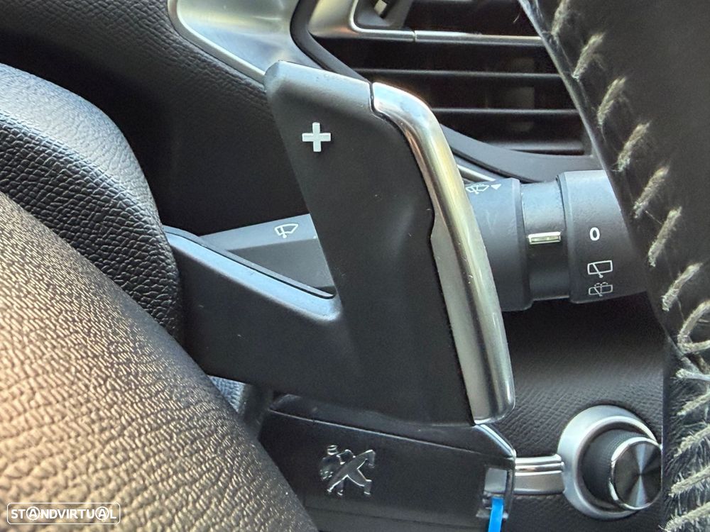 Peugeot 308 1.5 BlueHDi Style EAT8 - 38