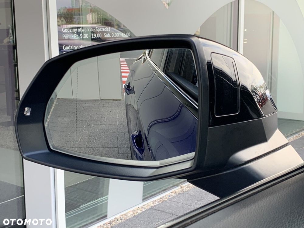 Audi Q5 Sportback - 24