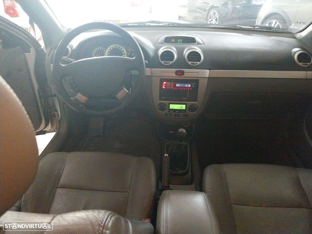 Daewoo Lacetti 1.6 16V CDX - 8