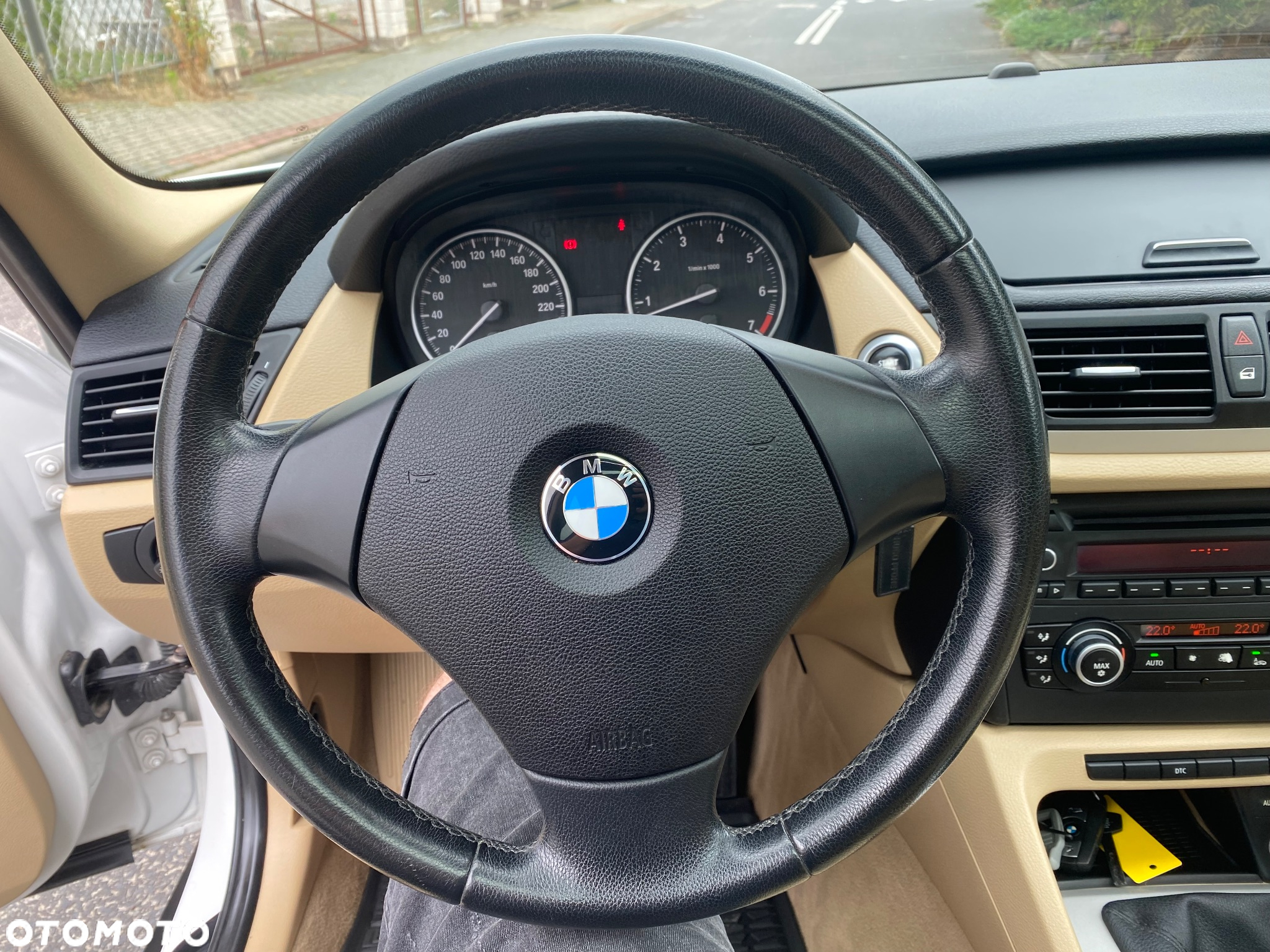 BMW X1 sDrive18i - 19