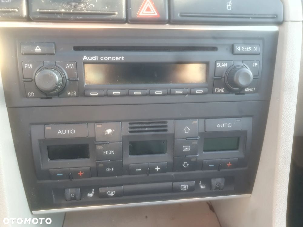 Audi A4 Limousine - 33