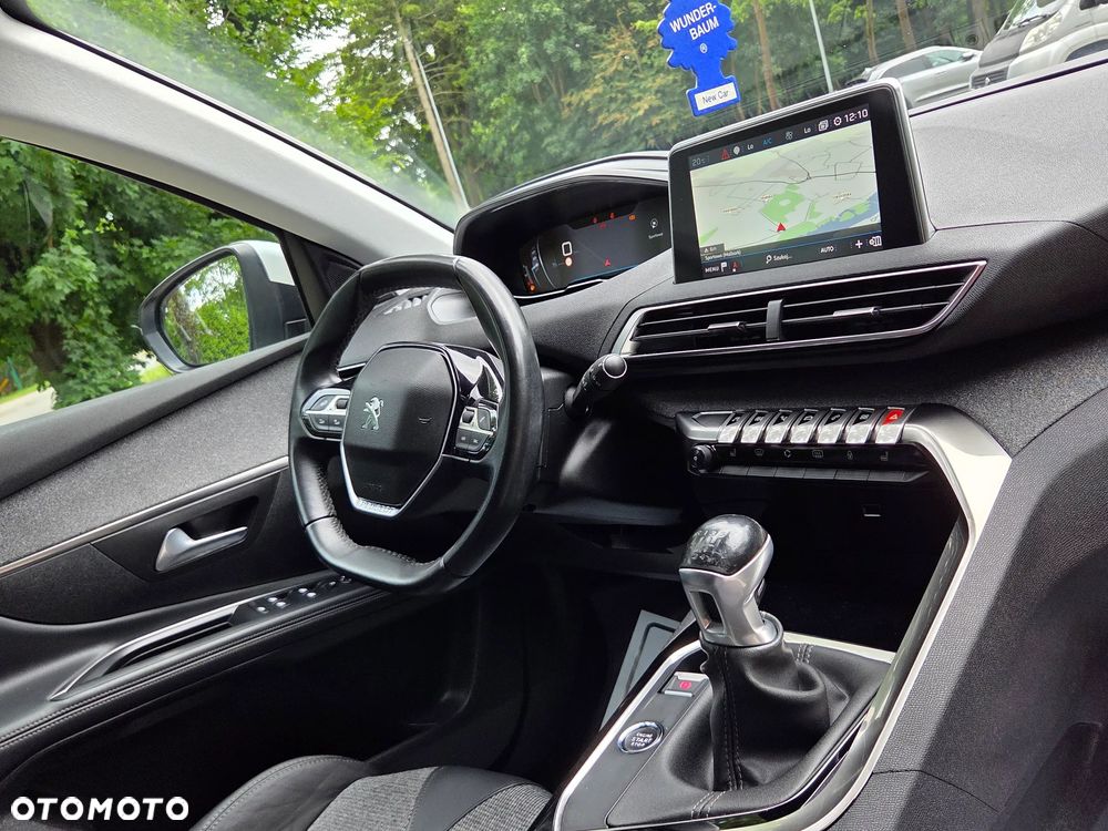 Peugeot 5008 BlueHDi 130 Allure - 26