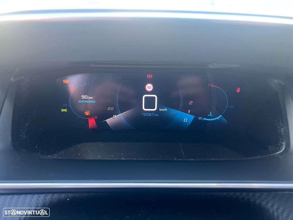 Peugeot 208 1.2 PureTech Allure Pack - 3