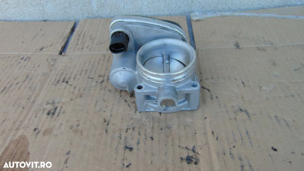 Clapeta acceleratie  BMW Seria 1 E87-E81 1.6 benzina N45B16AB an 2003-2011 - 5
