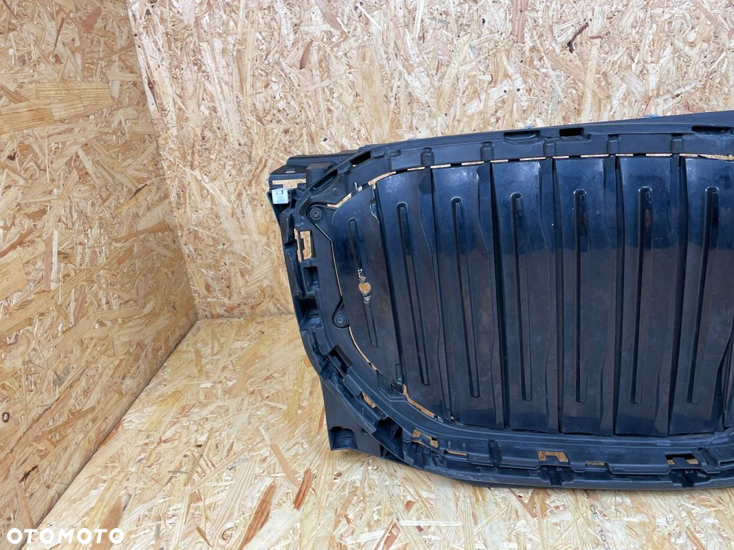 WLOT KIEROWNICA ŻALUZJA POWIETRZA BMW X5 G05 15677210 - 2