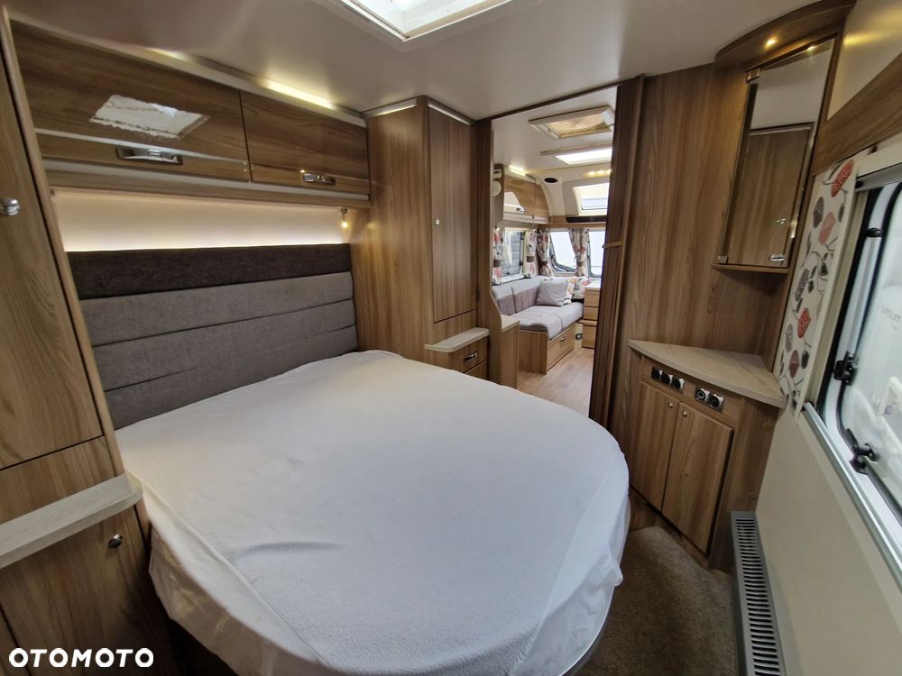 SWIFT Fairway 580 - 22