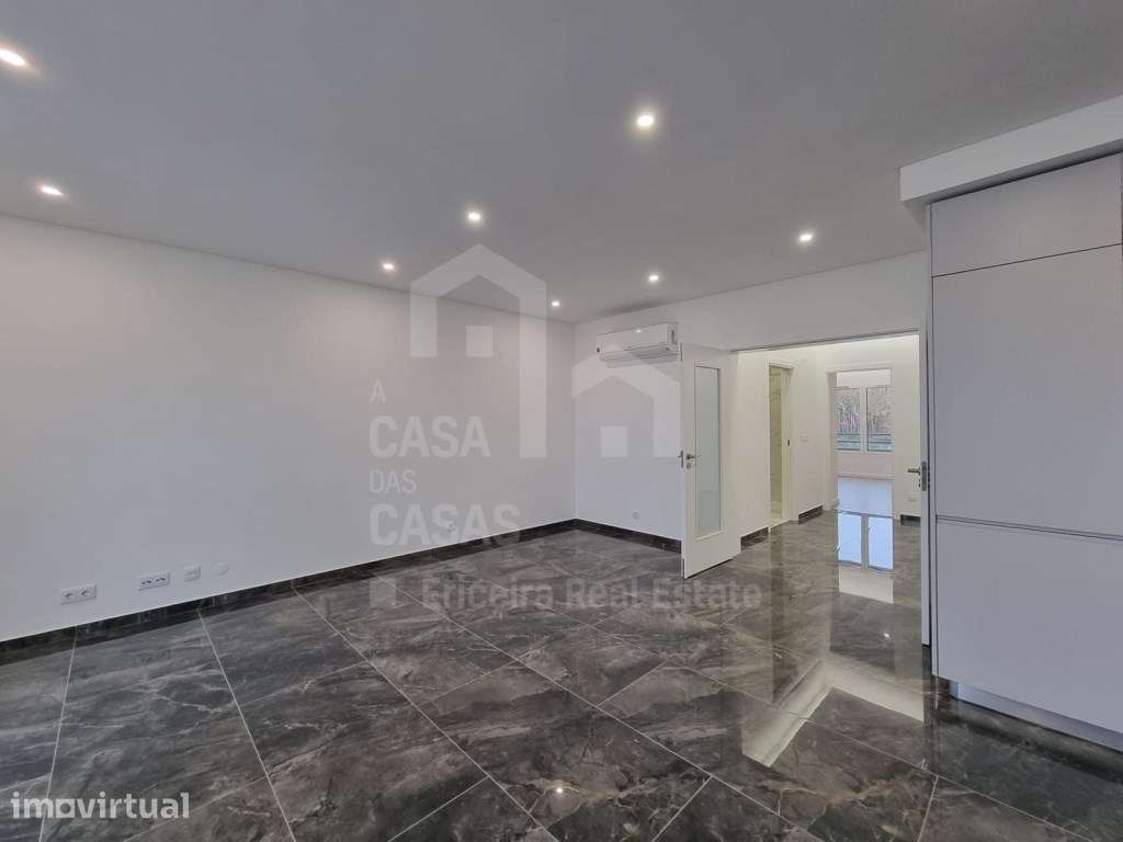 Arrenda Apartamento T2 - Ericeira, A Casa das Casas - Grande imagem: 2/23