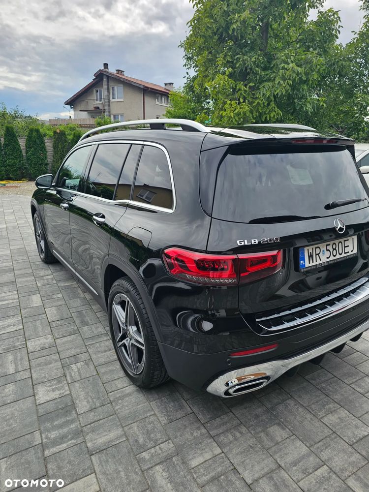 Mercedes-Benz GLB 200 AMG Line 7G-DCT - 17