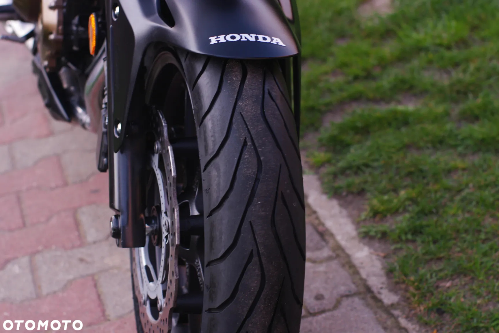 Honda CB - 10