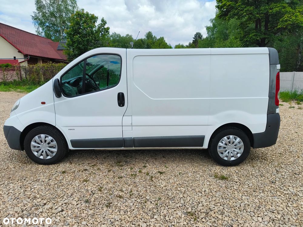 Opel Vivaro - 2