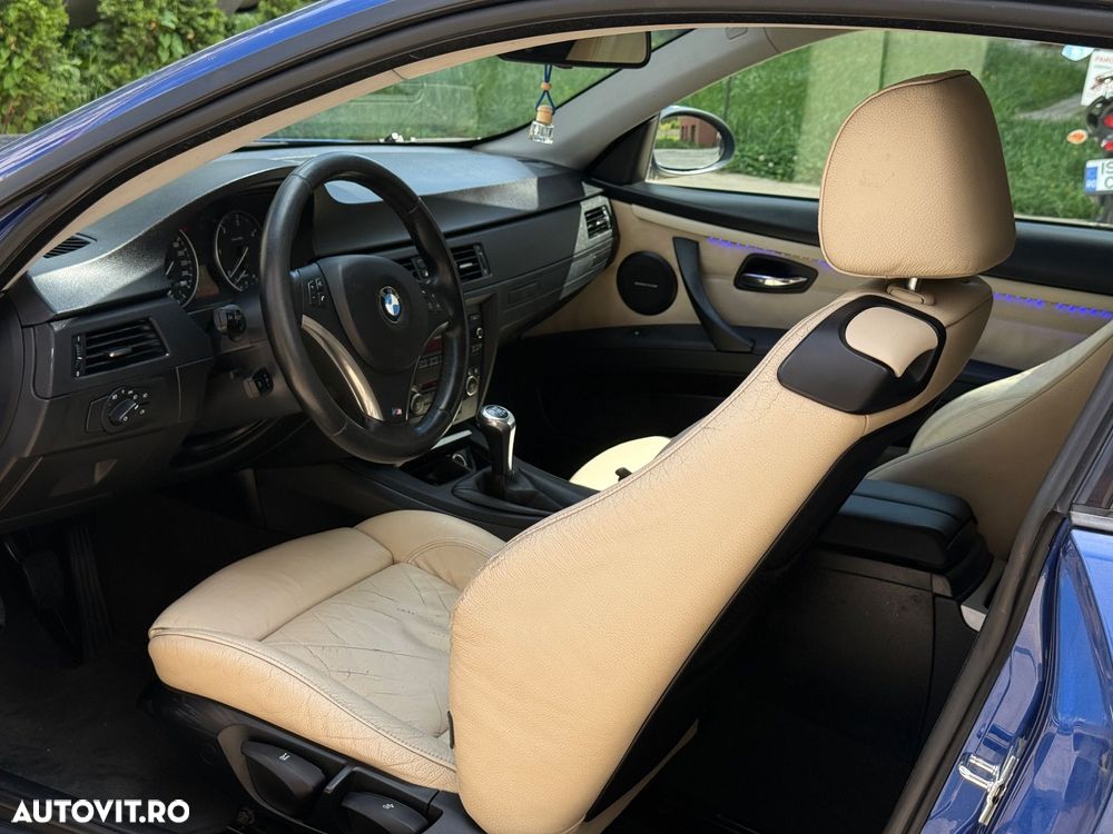 BMW Seria 3 320d - 10