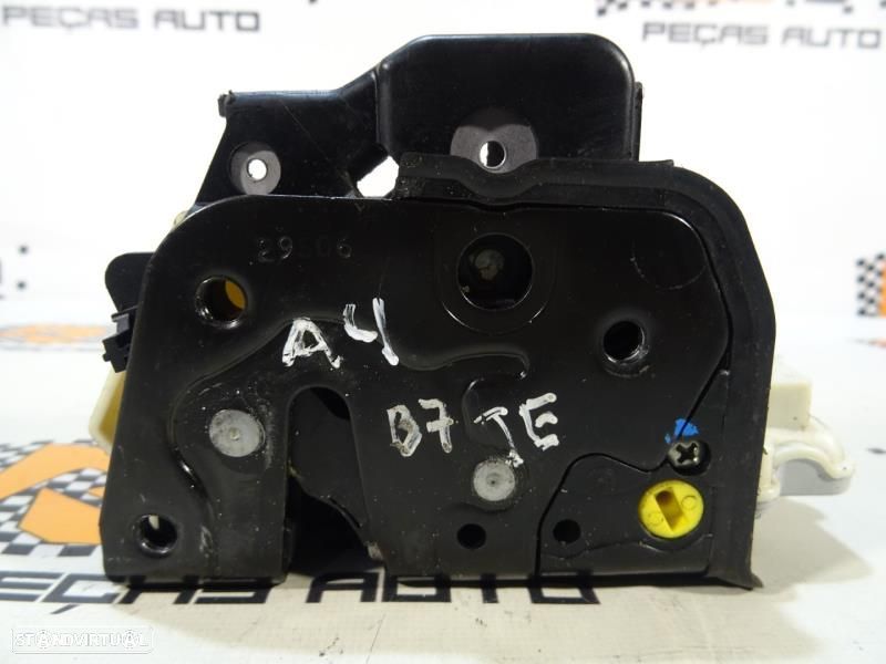 Fecho Da Porta Trás Esquerda Audi A4 (8Ec, B7)  8E0839015aa / 8E0 839 - 7