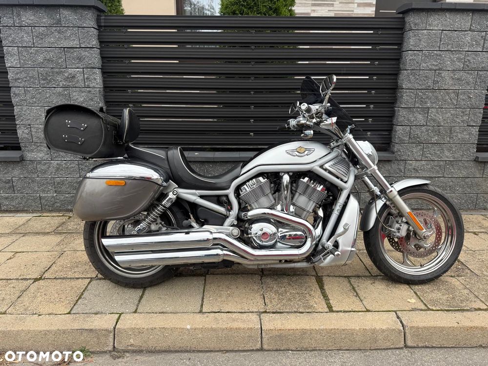 Harley-Davidson V-Rod Street Rod - 2