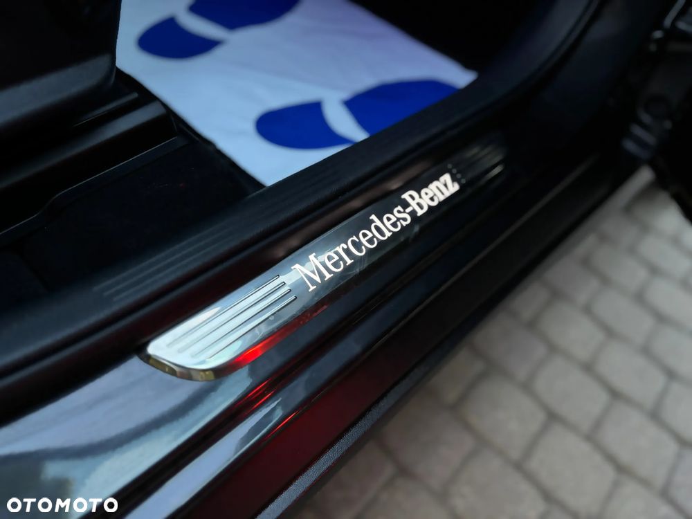 Mercedes-Benz GLC 200 4Matic 9G-TRONIC AMG Line - 15